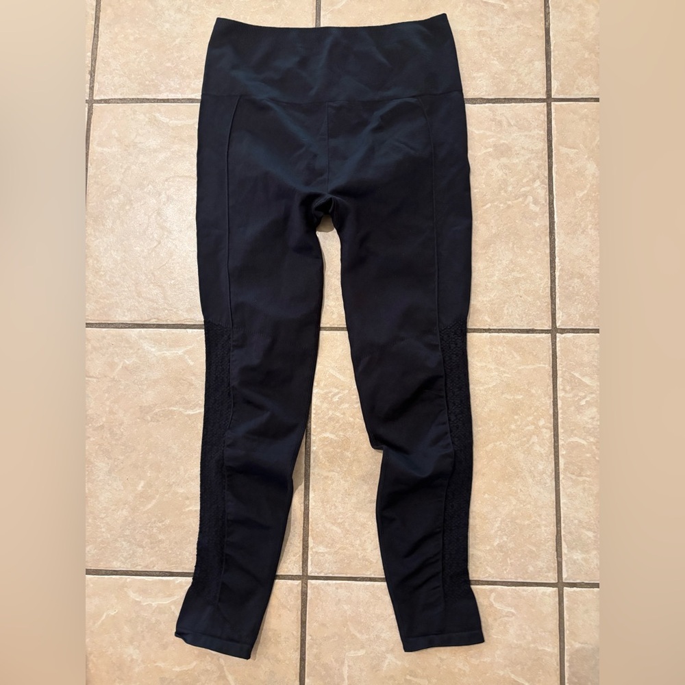 Fabletics‎ High-Waisted Leggings